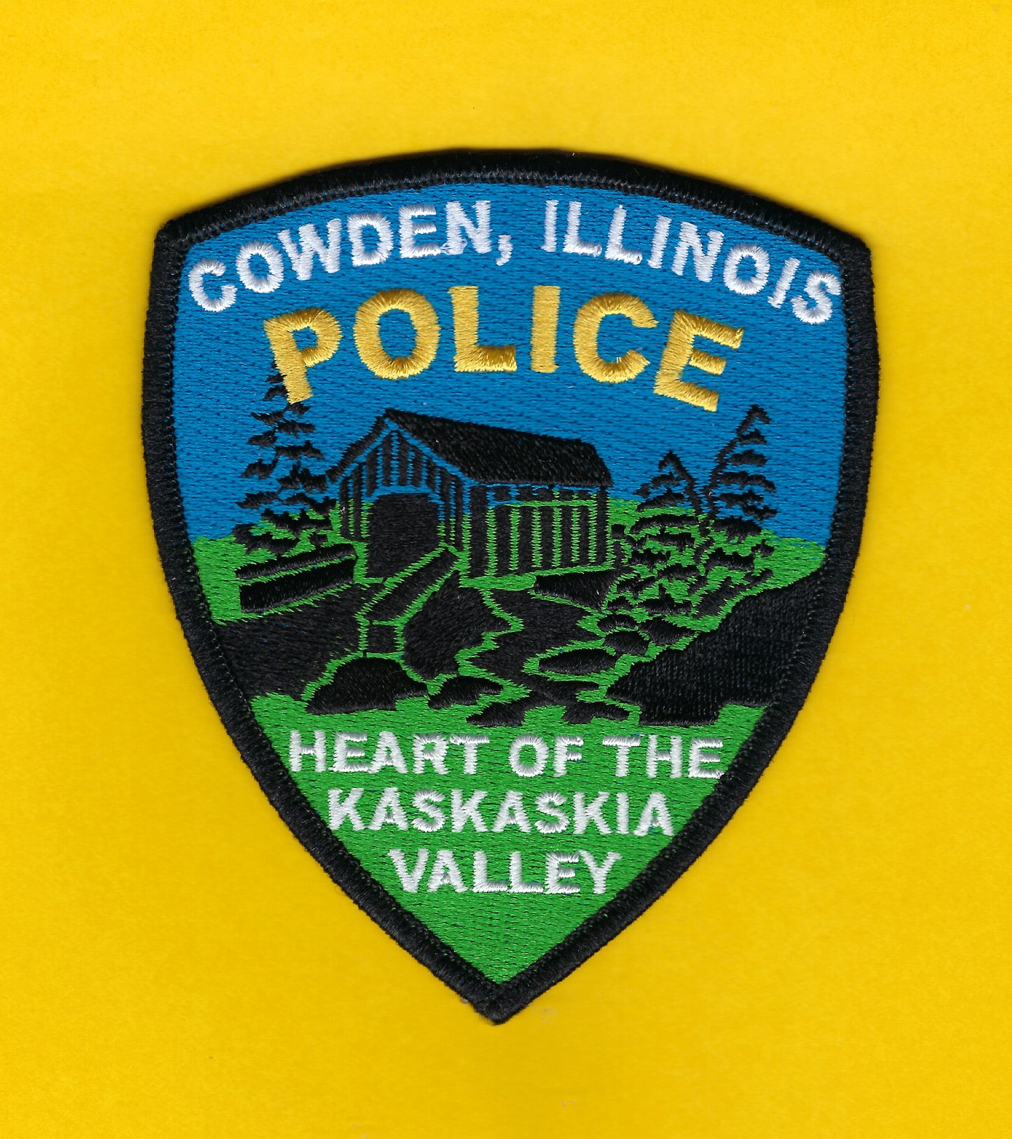COWDEN, ILLINOIS POLICE DEPARTMENT 4.5 INCH EMBROIDERED PATCH BY HUNTZMAN ENTERPRISES.