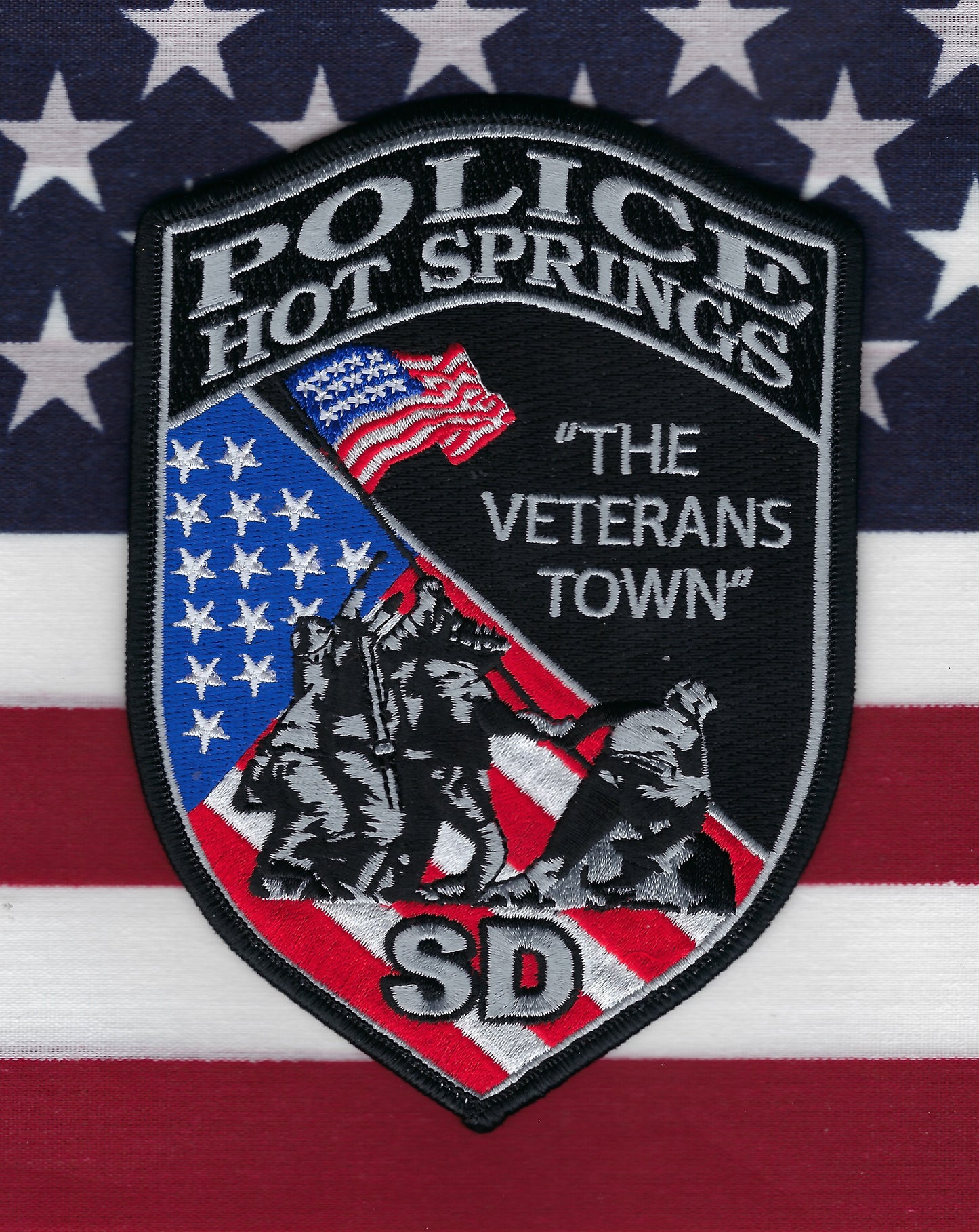 HOT SPRINGS, SOUTH DAKOTA POLICE DEPARTMENT 5.25 INCH EMBROIDERED PATCH BY PUBLIC SAFETY COLLECTIBLES.