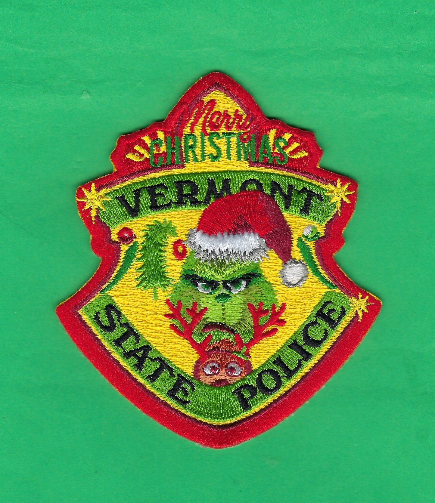 VERMONT STATE POLICE DEPARTMENT EMBROIDERED CHRISTMAS GRINCH PATCH..
