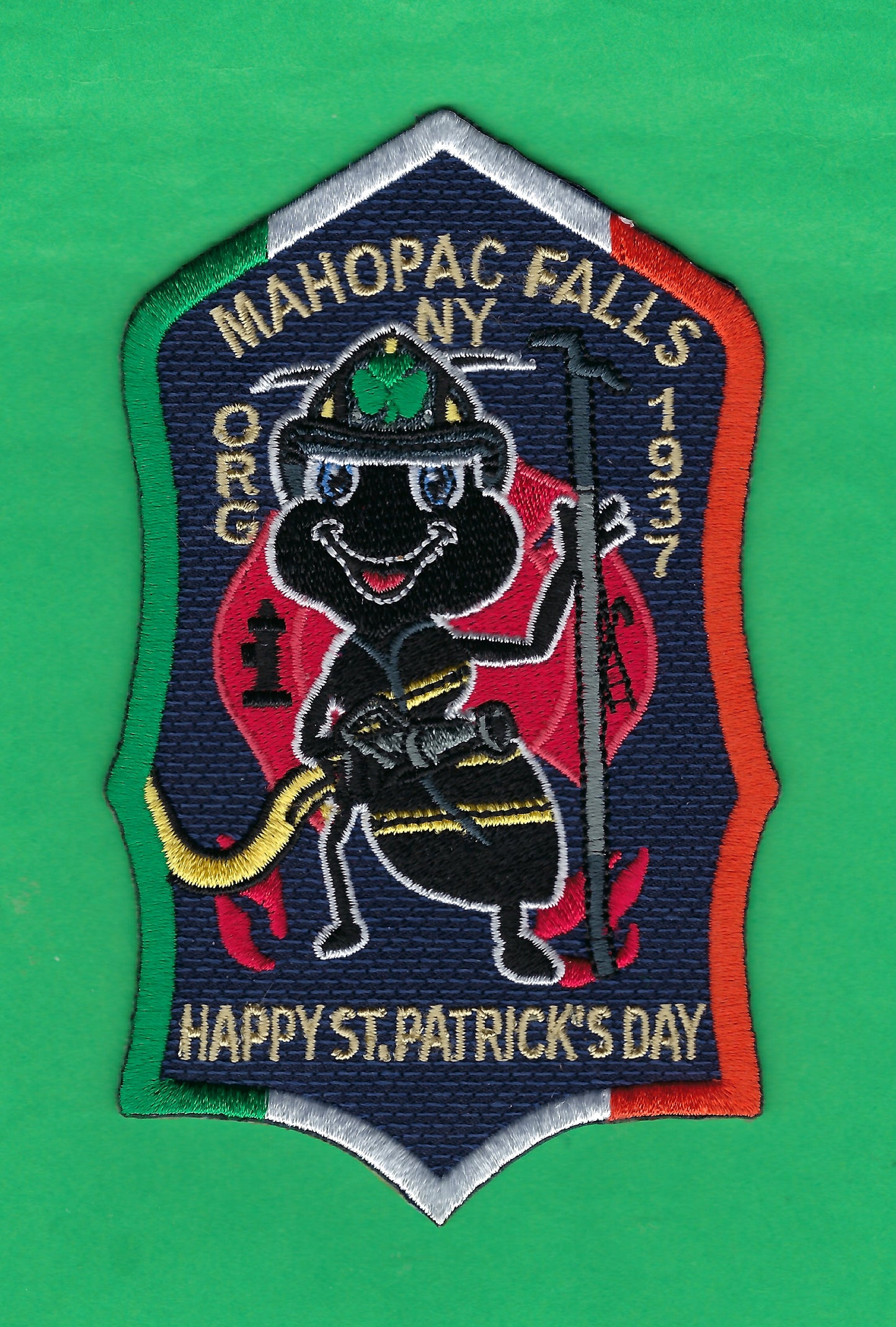 MAHOPAC FALLS NEW YORK FIRE DEPARTMENT SAINT PATRICK's DAY EMBROIDERED PATCH