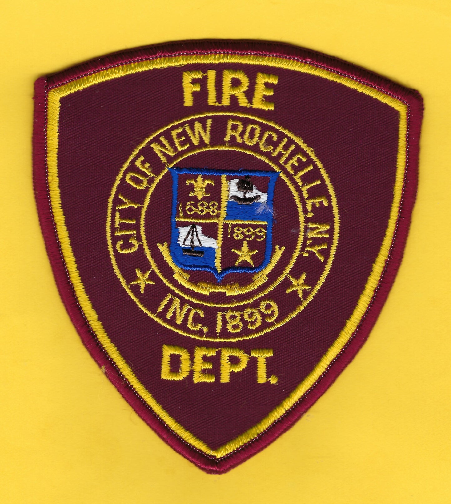 NEW ROCHELLE, NEW YORK (WESTCHESTER COUNTY) FIRE DEPARTMENT EMBROIDERED PATCH BY PUBLIC SAFETY COLLECTIBLES.
