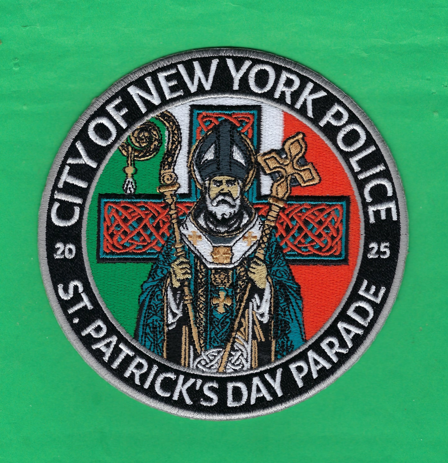 NEW YORK CITY POLICE DEPARTMENT (NYPD) 5.25 INCH 2025 SAINT PATRICK's DAY PARADE EMBROIDERED PATCH