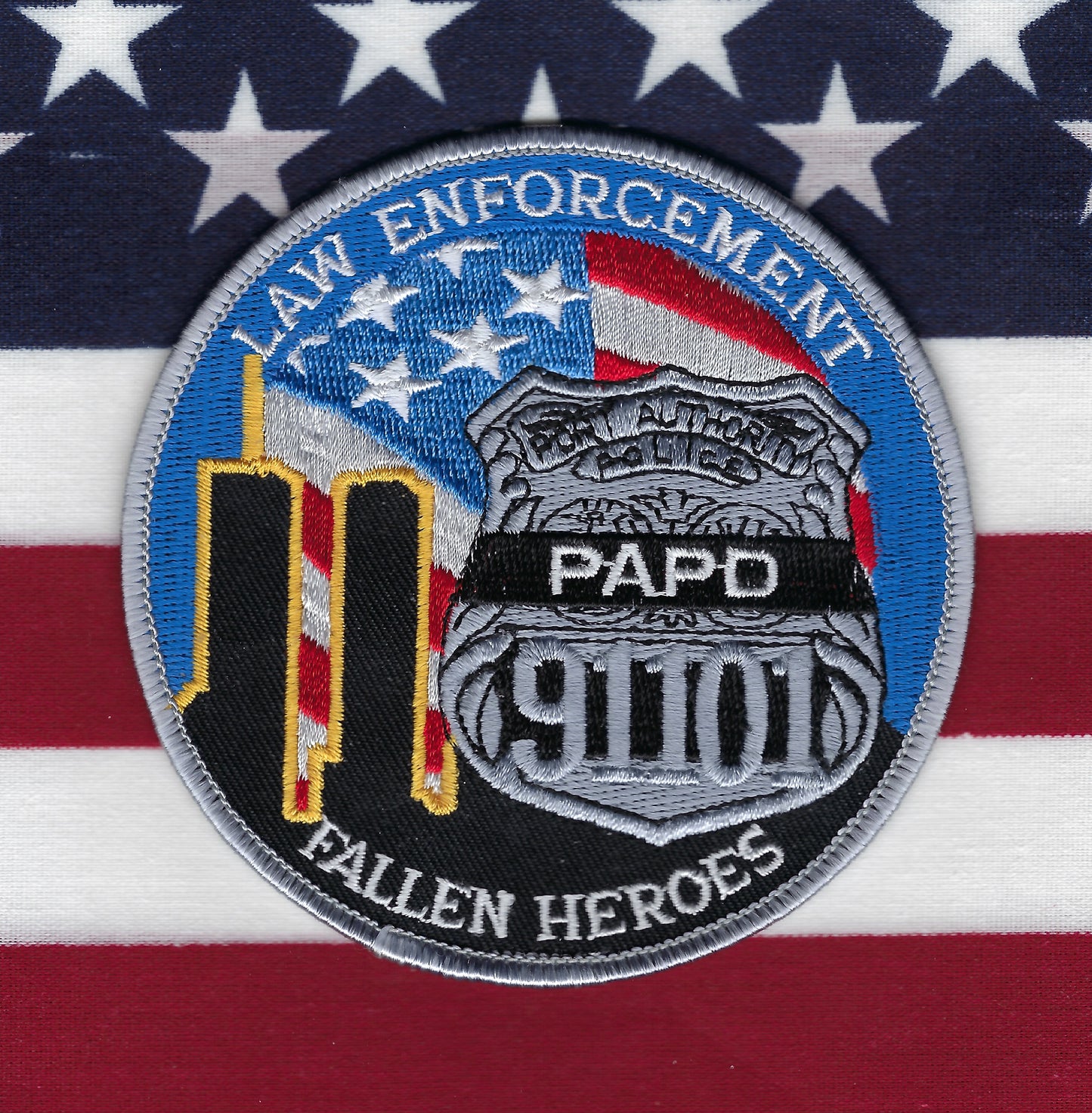 PORT AUTHORITY POLICE DEPARTMENT (PAPD) OF NEW YORK-NEW JERSEY 'FALLEN HEROES OF 9-11-01' EMBROIDERED TRIBUTE PATCH BY PUBLIC SAFETY COLLECTIBLES.