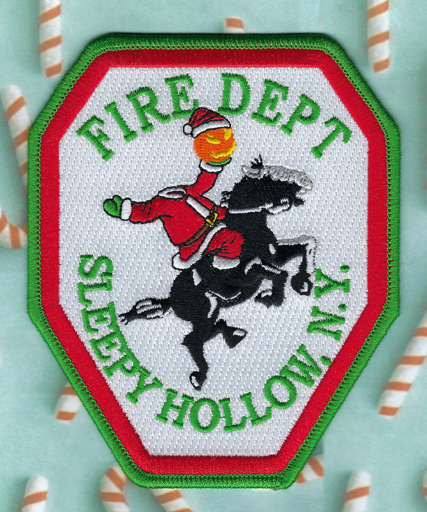 SLEEPY HOLLOW, NEW YORK ( WESTCHESTER COUNTY ) FIRE DEPARTMENT 'MERRY CHRISTMAS' EMBROIDERED PATCH BY GHOST PATCH ENTERPRISES.