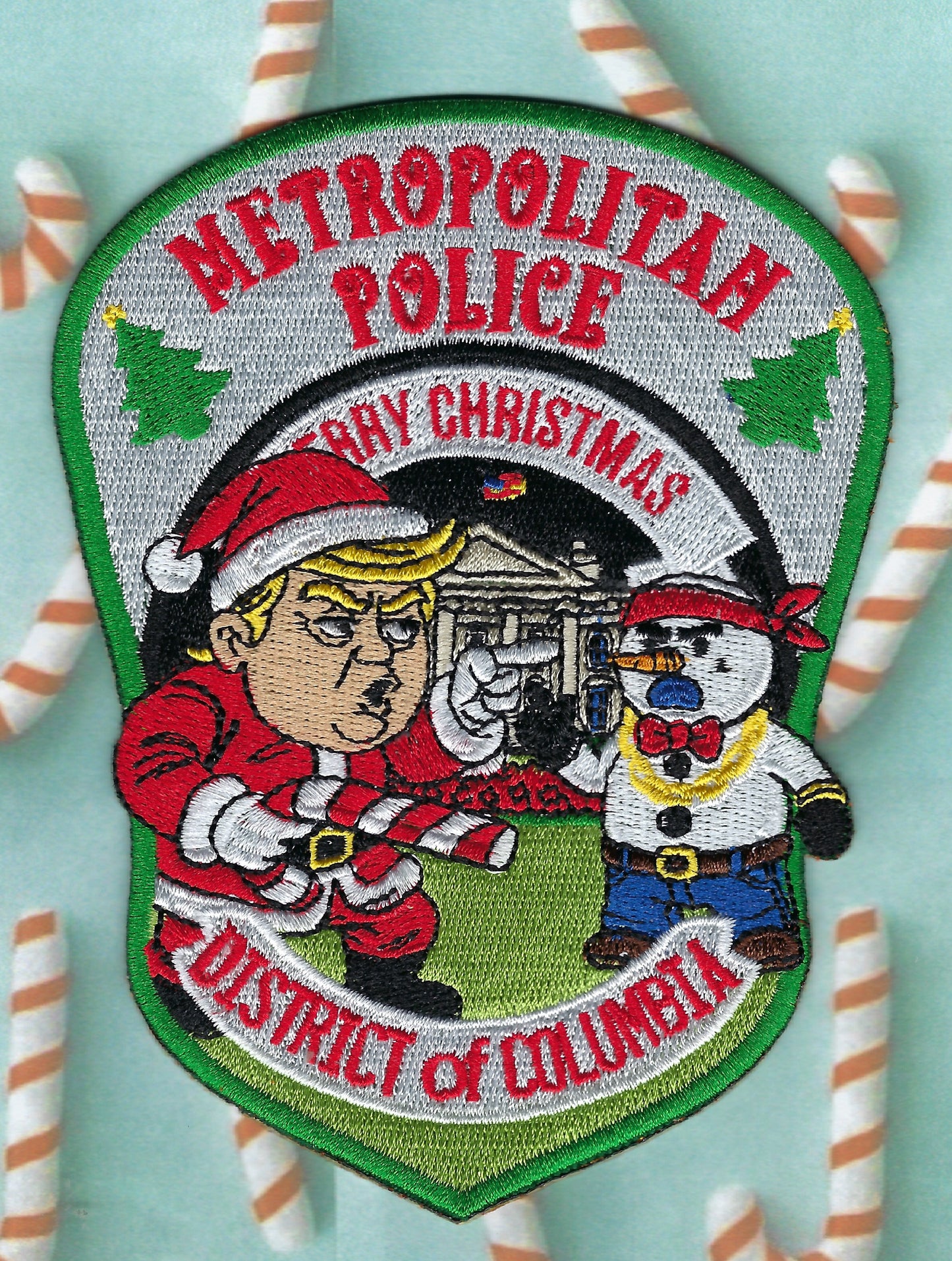 DISTRICT OF COLUMBIA METROPOLITAN POLICE DEPARTMENT (DCPD) 'DONALD J. TRUMP' MERRY CHRISTMAS EMBROIDERED PATCH BY GHOST PATCH ENTERPRISES.