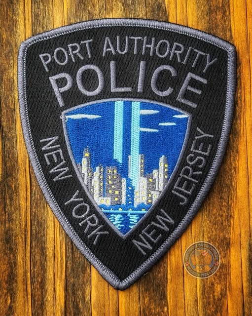 PORT AUTHORITY POLICE DEPARTMENT (PAPD) OF NEW YORK-NEW JERSEY (WORLD TRADE CENTER) TUNNEL TO TOWERS EMBROIDERED TRIBUTE PATCH BY UNDERDOG PATCH PRODUCTIONS.