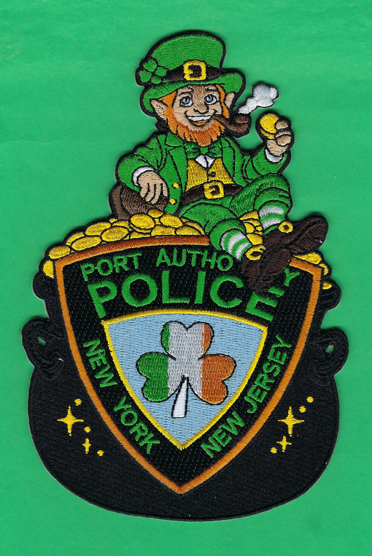 PORT AUTHORITY POLICE DEPARTMENT (PAPD) OF NEW YORK-NEW JERSEY SAINT PATRICK's DAY EMBROIDERED PATCH BY UNDERDOG PATCH PRODUCTIONS.