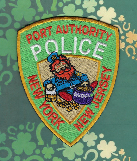 PORT AUTHORITY POLICE DEPARTMENT (PAPD) OF NEW YORK-NEW JERSEY 4.5 INCH' SAINT PATRICK'S DAY' EMBROIDERED PATCH BY PUBLIC SAFETY COLLECTIBLES.