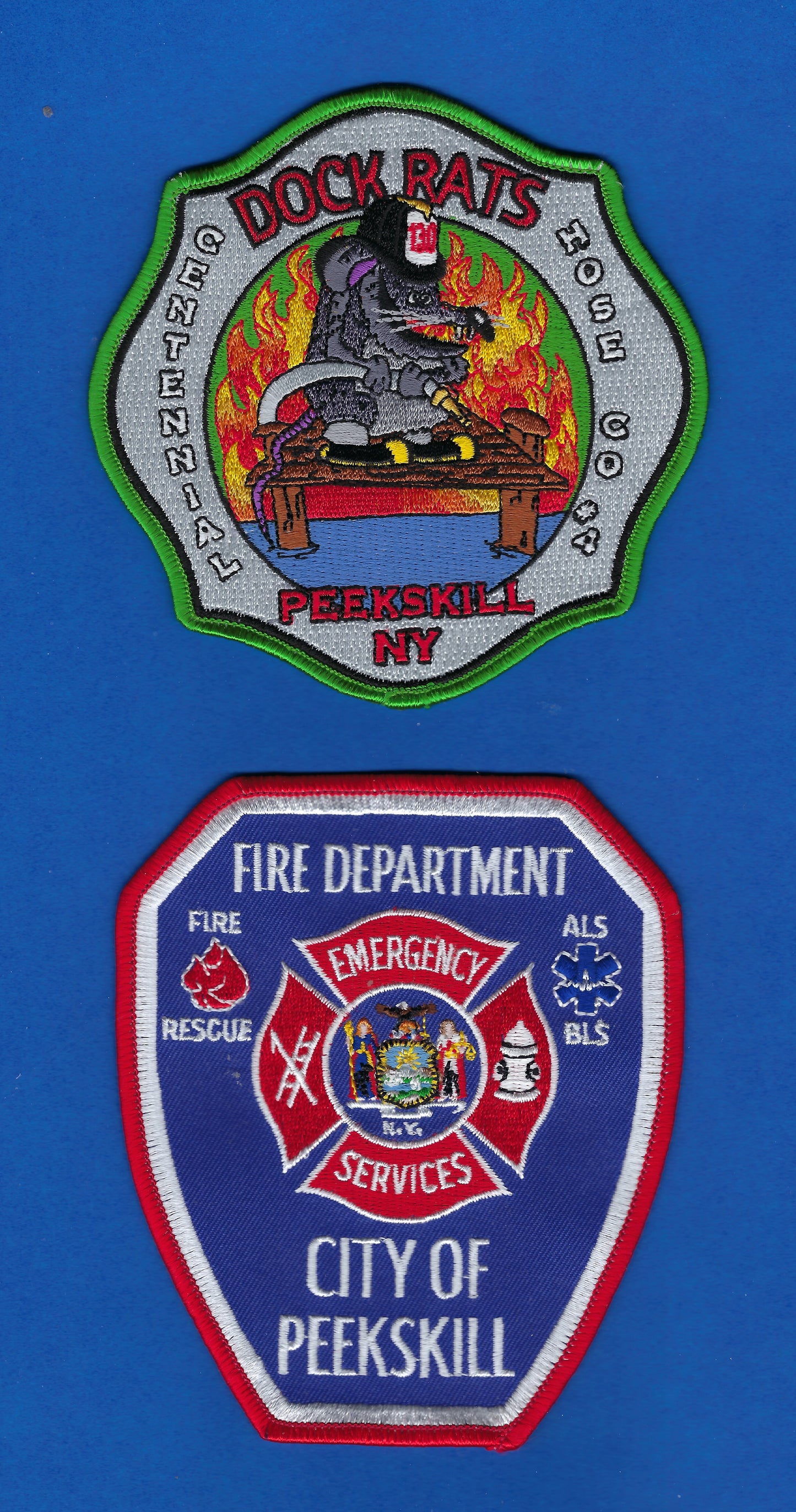 PEEKSKILL, NEW YORK ( WESTCHESTER COUNTY ) FIRE DEPARTMENT ENGINE 130 EMBROIDERED PATCHES BY PUBLIC SAFETY COLLECTIBLES.
