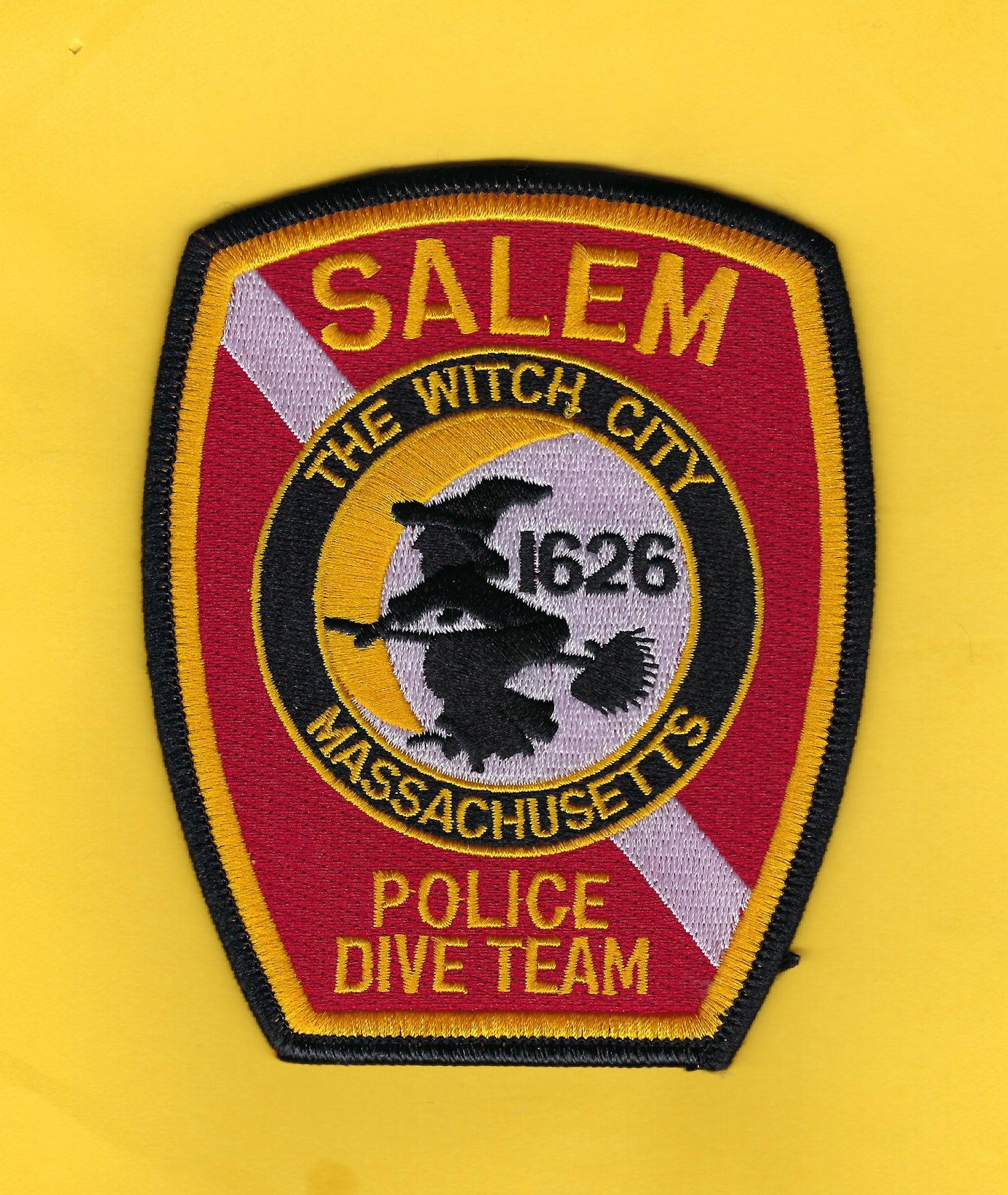 SALEM, MASSACHUSETTS POLICE DEPARTMENT (WITCH CITY) 4.25 INCH 'POLICE DIVE TEAM' EMBROIDERED PATCH BY PUBLIC SAFETY COLLECTIBLES.