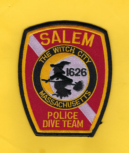 SALEM, MASSACHUSETTS POLICE DEPARTMENT (WITCH CITY) 4.25 INCH 'POLICE DIVE TEAM' EMBROIDERED PATCH BY PUBLIC SAFETY COLLECTIBLES.