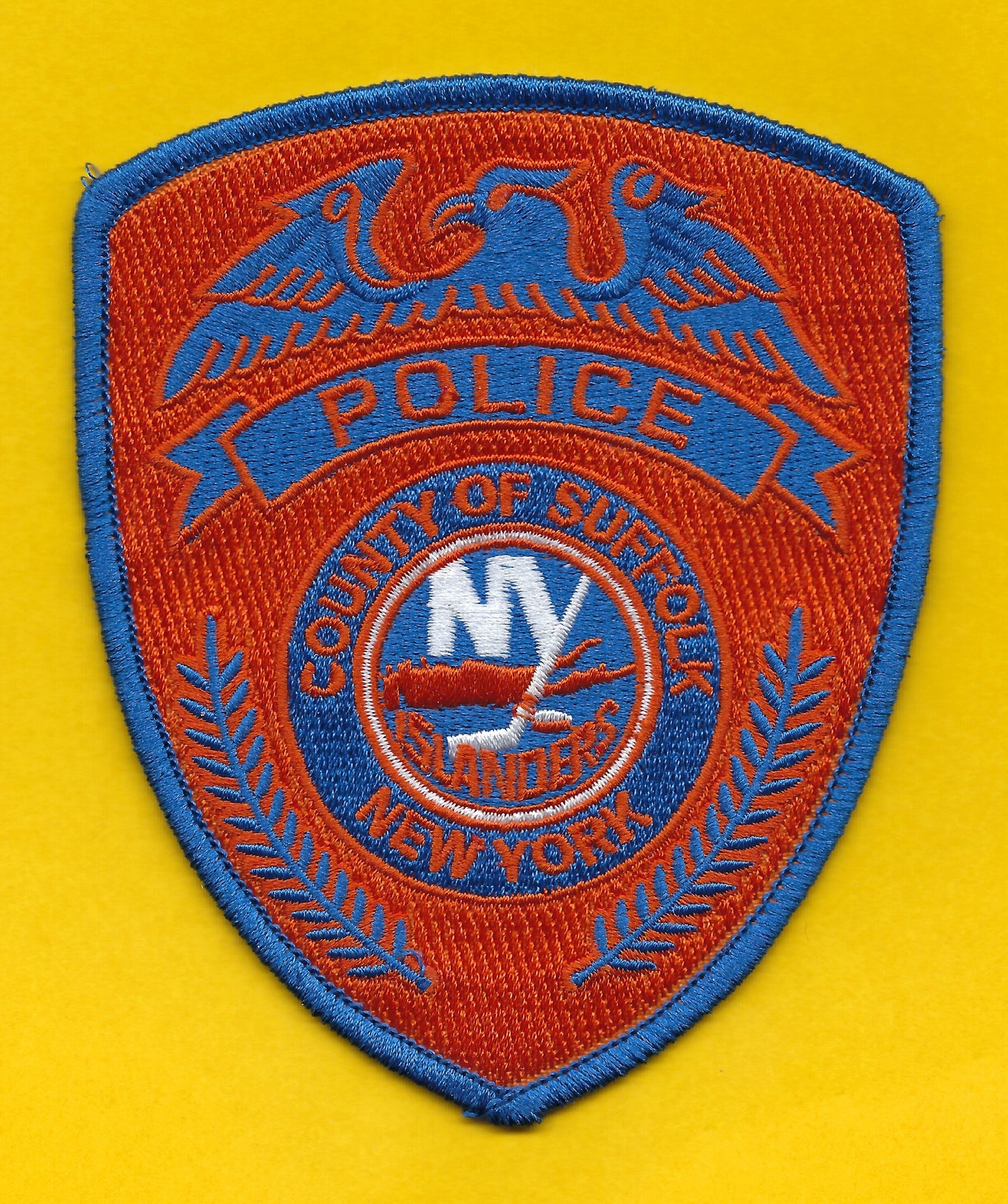 SUFFOLK COUNTY, NEW YORK POLICE DEPARTMENT (SCPD) 'NEW YORK ISLANDERS' EMBROIDERED TRIBUTE PATCH BY REAL TIME COIN CENTER.
